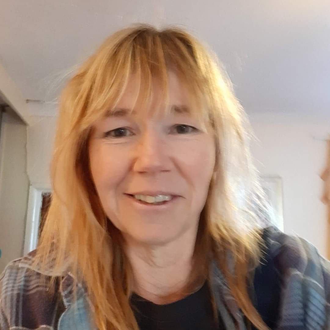 Photo of Suzanne smiling
