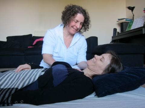 Tamsin giving Shiatsu