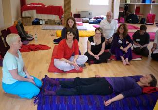 Teaching Shiatsu in a group in Glasgow