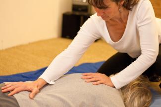 Shiatsu back stretch